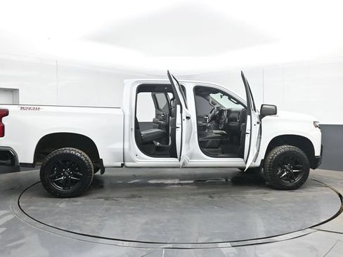Used 2021 Chevrolet Silverado 1500 LT Trail Boss w/ Convenience Package II AWD/4WD image 51