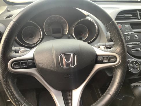 Used 2013 Honda Fit Sport image 16