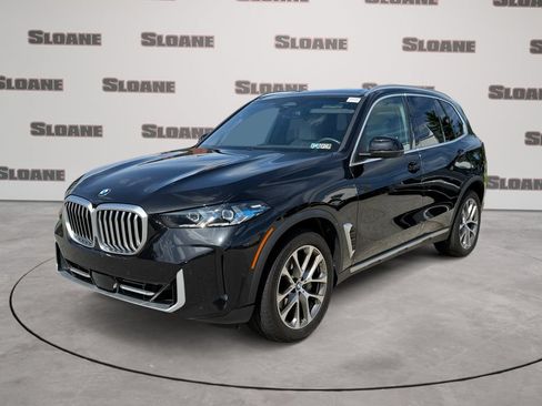 Used 2024 BMW X5 xDrive40i w/ Premium Package AWD/4WD image 1