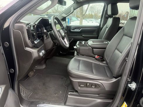 Certified 2025 GMC Sierra 1500 SLT AWD/4WD image 14