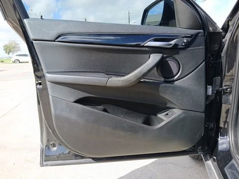 Used 2018 BMW X2 sDrive28i image 17