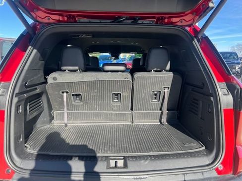 Used 2025 Chevrolet Traverse Z71 w/ Driver Confidence Package image 18