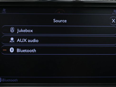 Used 2019 Bentley Bentayga image 34