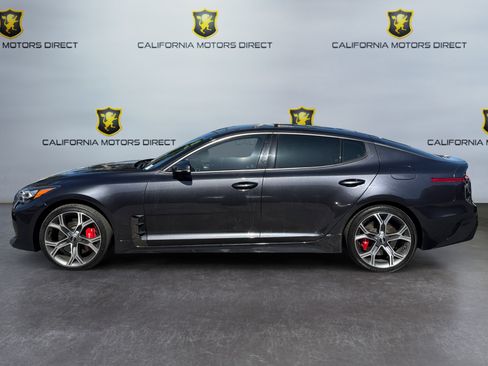 Used 2021 Kia Stinger GT1 RWD image 2
