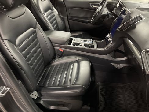 Used 2022 Ford Edge SEL w/ Convenience Package image 14
