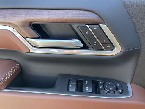 New 2026 GMC Sierra 3500 Denali Ultimate AWD/4WD image 24