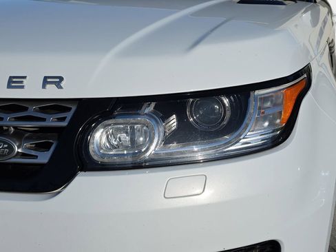 Used 2017 Land Rover Range Rover Sport Supercharged AWD/4WD image 36