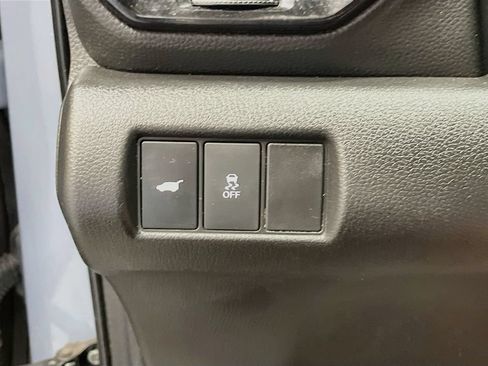 Used 2024 Honda Pilot Touring image 10
