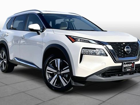 Used 2021 Nissan Rogue SL image 3