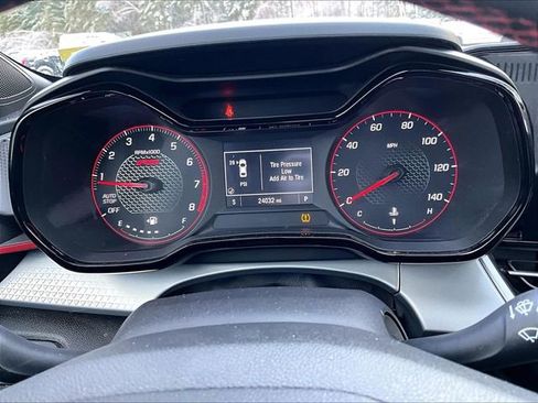 Used 2024 Chevrolet Trax RS image 25