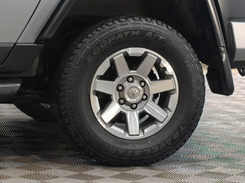 Used 2014 Toyota FJ Cruiser 4WD w/ Upgrade Package image 39