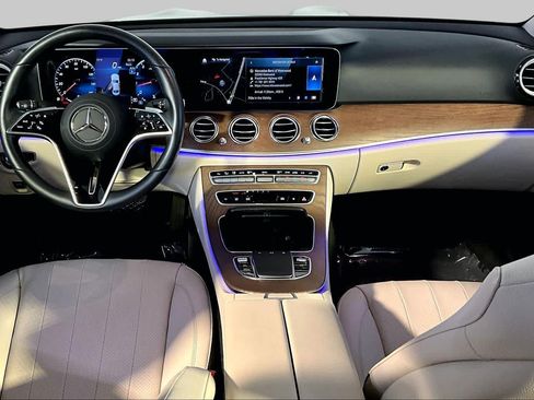 Used 2023 Mercedes-Benz E 350 4MATIC Sedan image 16