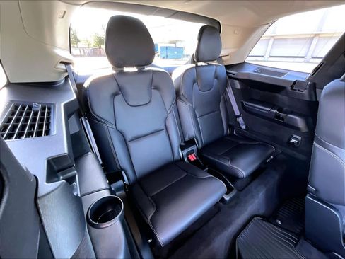 Used 2024 Volvo XC90 T8 Ultimate w/ Protection Package Premier image 31