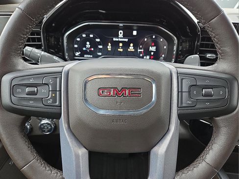 Used 2022 GMC Sierra 1500 SLT w/ SLT Convenience Package image 21