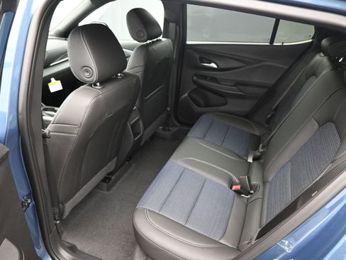 New 2026 Buick Envista Preferred image 17