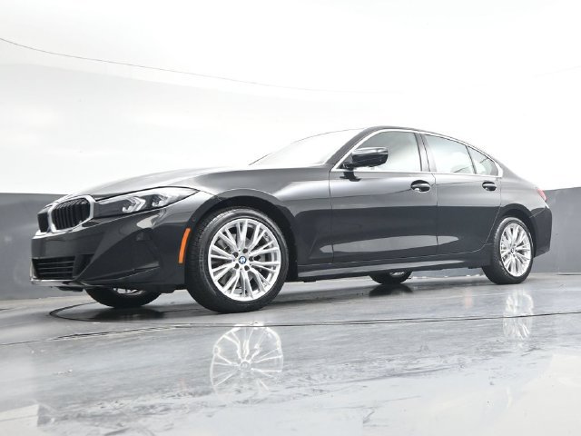 Used 2024 BMW 330i Sedan w/ Convenience Package RWD image 36