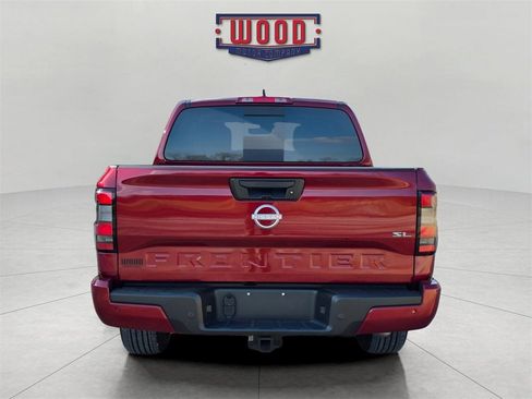 Used 2024 Nissan Frontier SL w/ Technology Package image 3