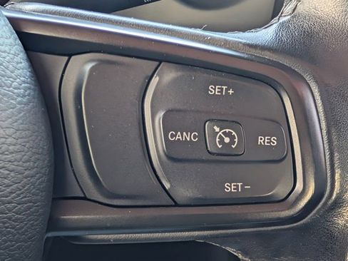 Used 2021 Jeep Gladiator Sport AWD/4WD image 21