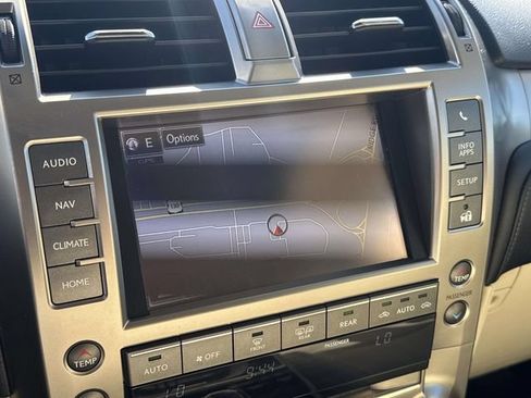 Used 2020 Lexus GX 460 Premium AWD/4WD image 22