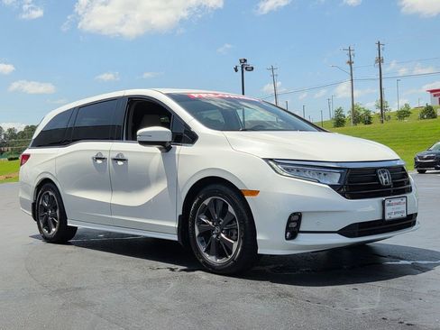 Used 2022 Honda Odyssey Elite image 4