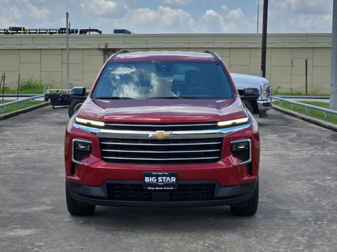Used 2026 Chevrolet Traverse LT w/ Driver Confidence Package FWD image 11