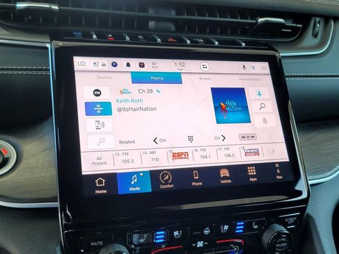 New 2025 Jeep Grand Cherokee Limited 4xe image 34