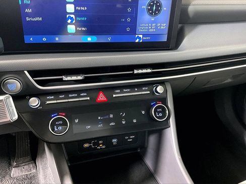 Used 2025 Hyundai Sonata SEL image 24