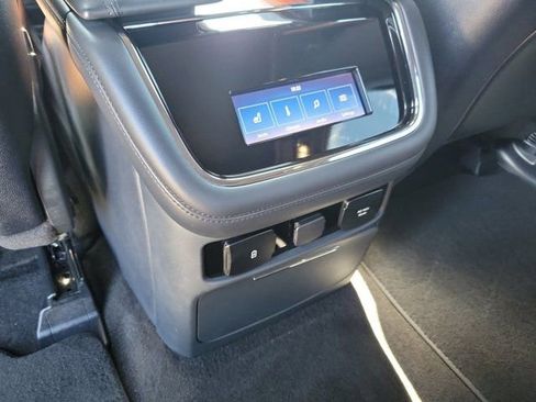 Certified 2024 Lincoln Navigator L Reserve AWD/4WD image 17