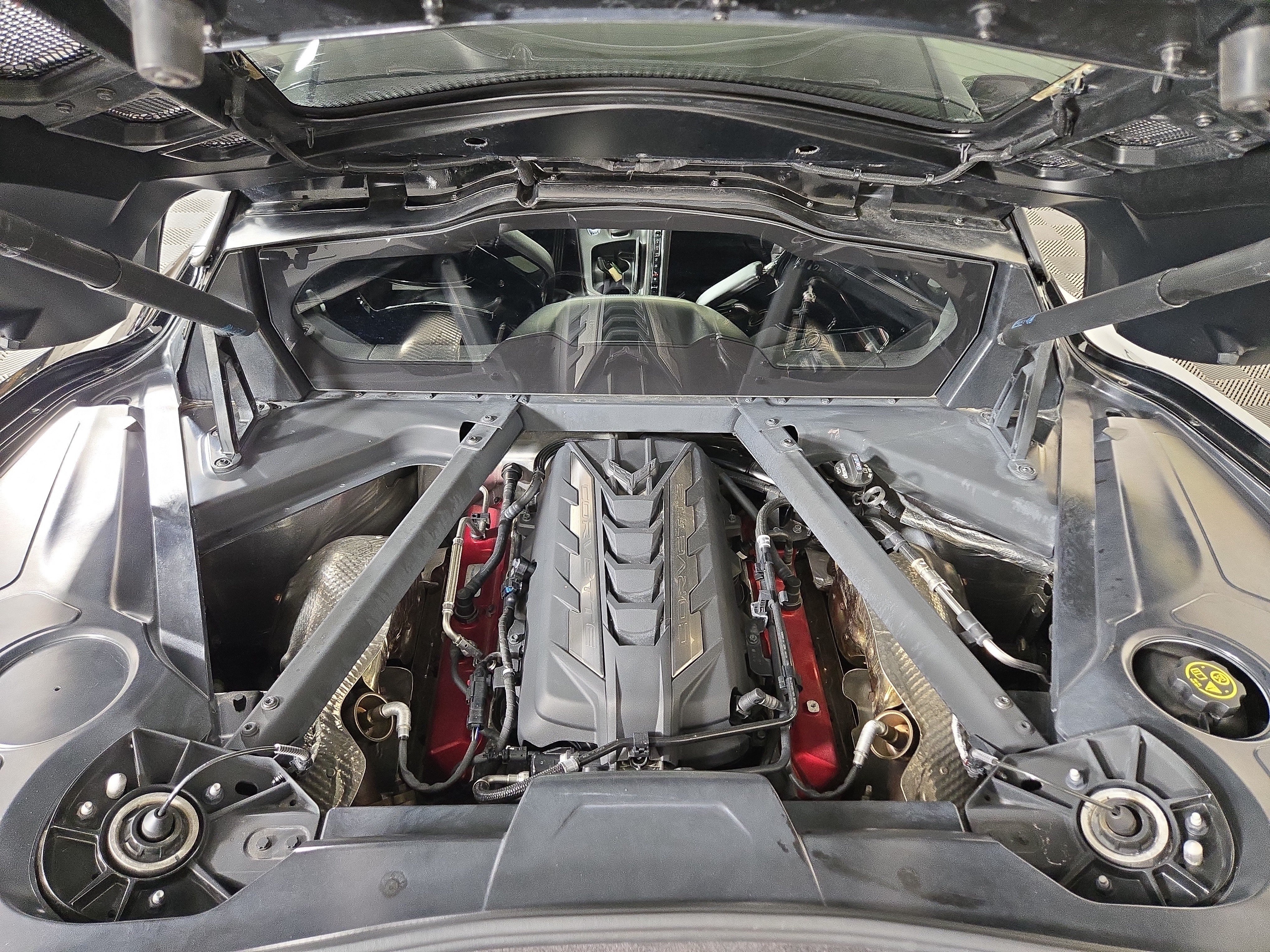 Used 2022 Chevrolet Corvette Stingray Premium Cpe w/ Z51 Performance Package RWD image 29