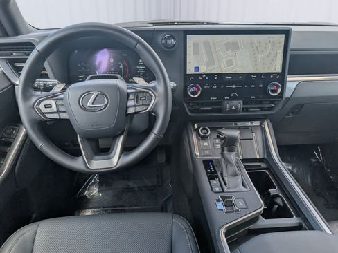 Used 2026 Lexus GX 550 w/ Accessory Package (2T) AWD/4WD image 20