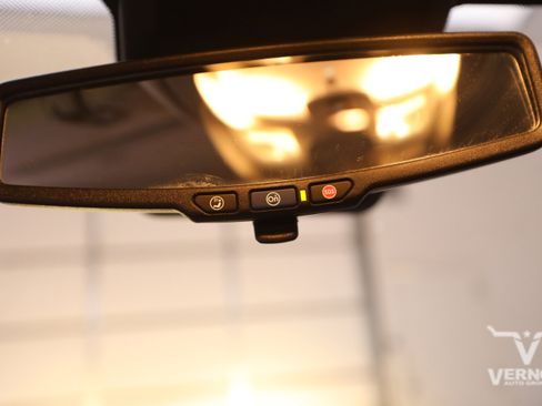 Used 2013 Chevrolet Equinox LT w/ Driver Convenience Package image 23