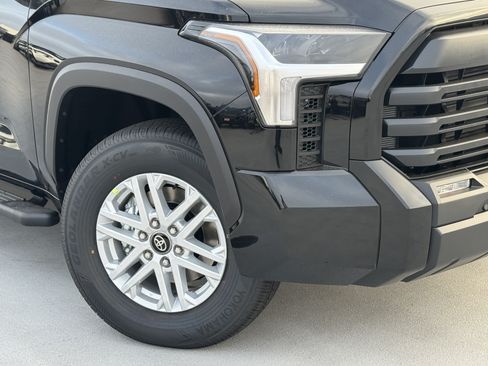 New 2026 Toyota Tundra SR5 RWD image 10