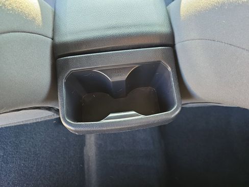 Used 2017 Toyota Tacoma TRD Sport image 12