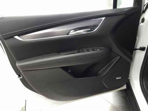 Used 2020 Cadillac XT5 Luxury image 16