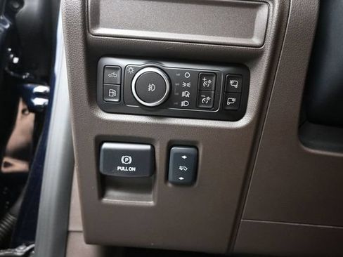 Used 2025 Ford F150 King Ranch w/ FX4 Off-Road Package AWD/4WD image 19
