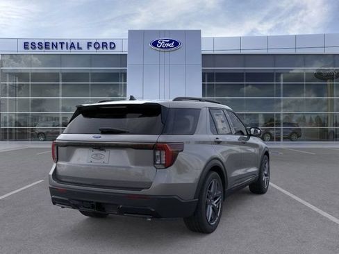 New 2026 Ford Explorer ST-Line w/ ST-Line Street Pack RWD image 8
