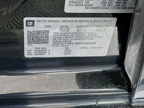 Used 2021 Chevrolet Silverado 1500 High Country image 32