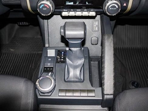 Used 2024 Toyota Tacoma SR image 19