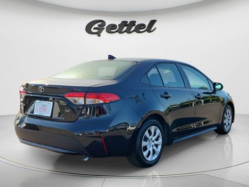 Used 2022 Toyota Corolla LE image 12