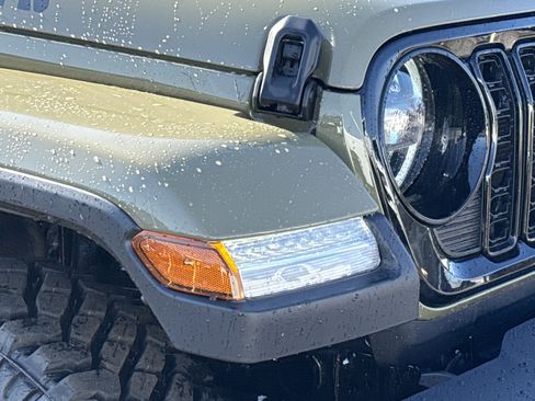 New 2026 Jeep Gladiator Willys image 10