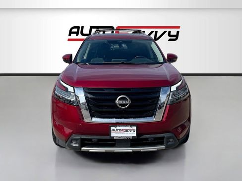 Used 2022 Nissan Pathfinder SL w/ SL Premium Package image 2