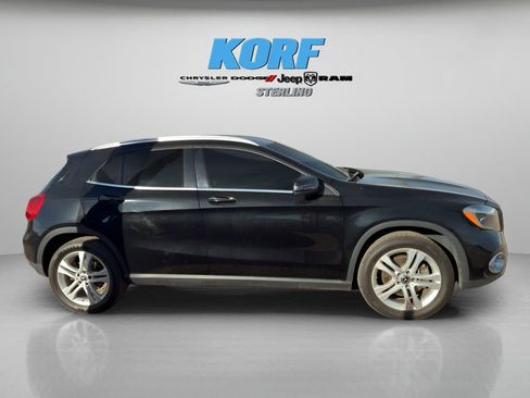 Used 2019 Mercedes-Benz GLA 250 4MATIC image 7