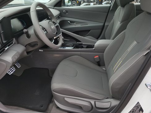New 2026 Hyundai Elantra SEL Sport Premium FWD image 14