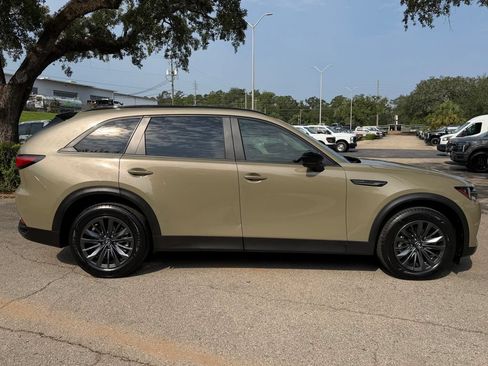 Used 2025 MAZDA CX-70 3.3 Turbo w/ Preferred Package AWD/4WD image 5