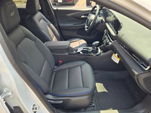 New 2026 Buick Envista Sport Touring w/ Convenience I Package FWD image 15