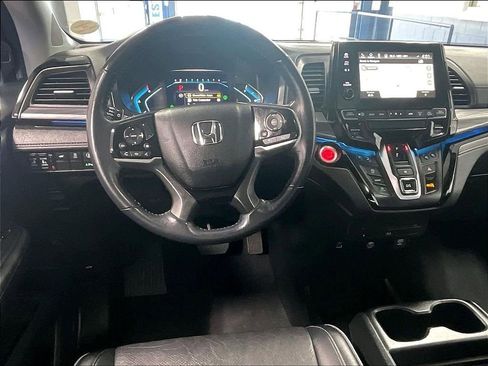 Used 2023 Honda Odyssey Elite image 18