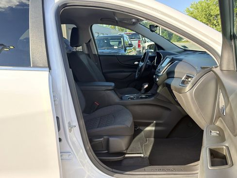 Used 2022 Chevrolet Equinox LT FWD image 32