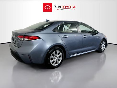 Used 2026 Toyota Corolla LE FWD image 4