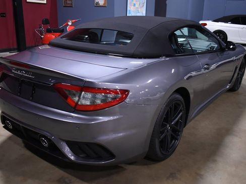 Used 2018 Maserati GranTurismo Sport image 13