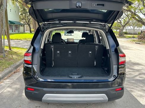 Used 2023 Honda Pilot EX-L image 32